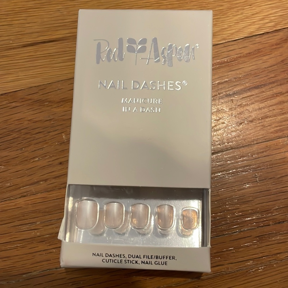 Red Aspen nail dashes manicure in a dash PETITE Perlescent for Paulie.